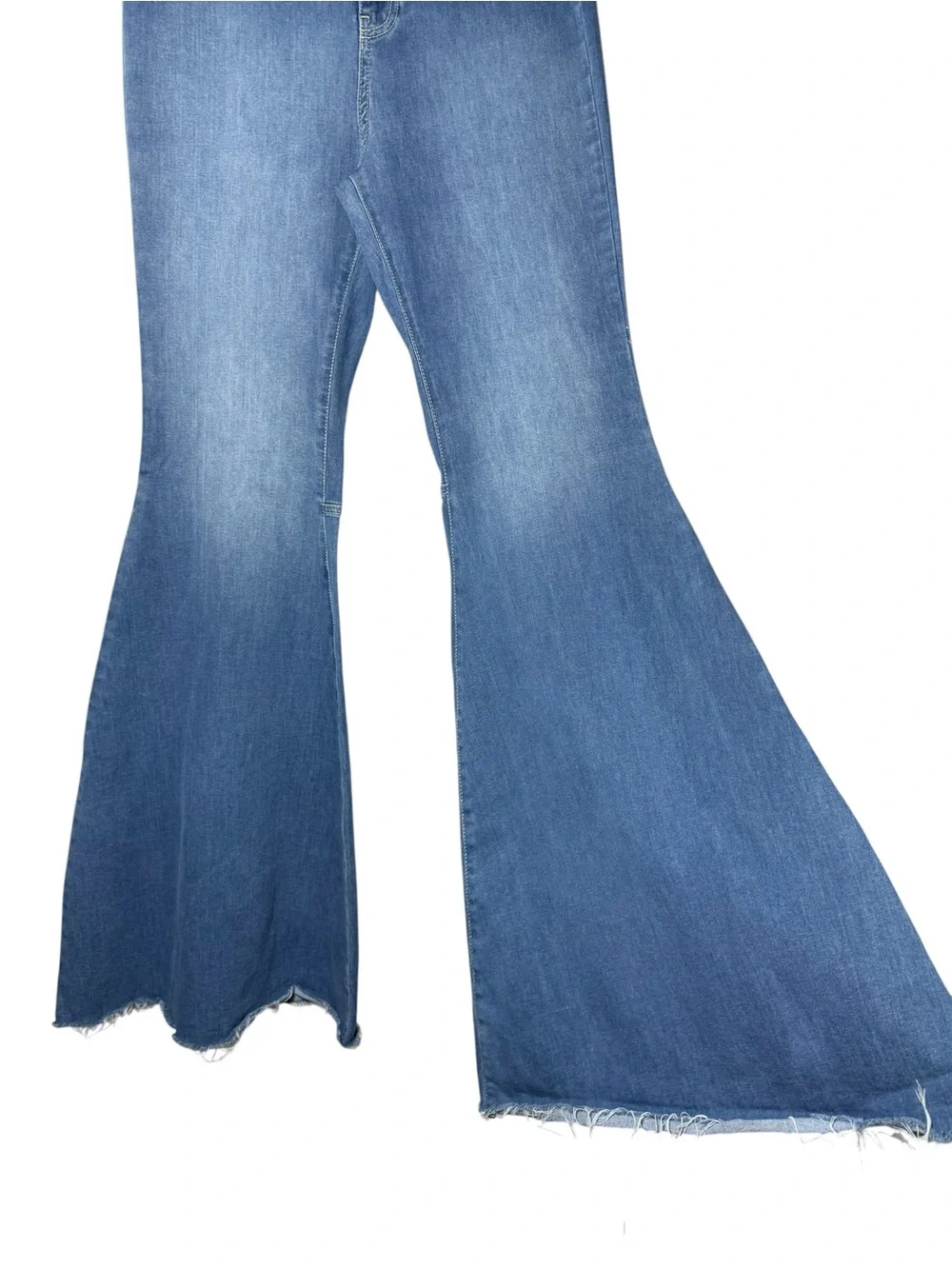 Free People We the Free Just Float On Flare Jeans Size 31